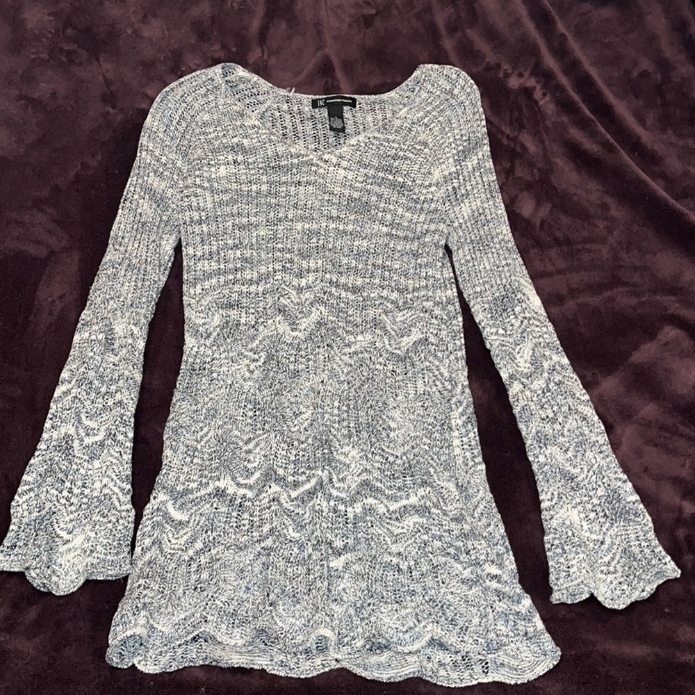 Beautiful Light Sweater with flared sleeves- White, Silver, and Blue